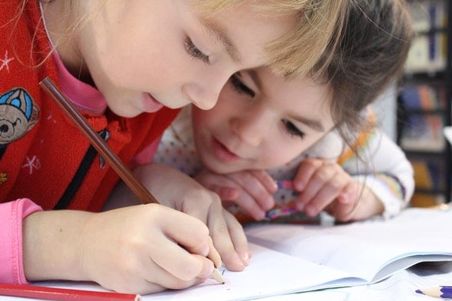 Tips to Behaviorally and Mentally Managing School Work at Home